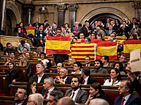 Парламент Каталонии проголосовал за отделение от Испании  