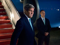 Госсекретарь США Джон Керри прибыл в Париж с незапланированным визитом