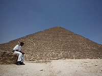 Взрыв в районе Великих пирамид, четыре человека пострадали