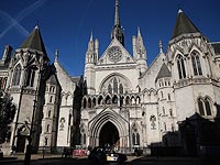"Коммерсант": британский суд заморозил активы бизнесмена Андрея Чернякова