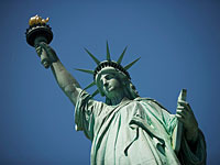 Статуя Свободы на Манхэттене