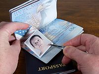 Спецслужбы США: ИГ может делать сирийские паспорта, неотличимые от настоящих