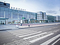 Аэропорт Екатеринбурга эвакуирован в связи с сообщением о бомбах