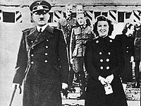 Адольф Гитлер и Ева Браун, 1944 год