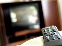   Многоканальному ТВ разрешат включать в рекламу в телепередачи
