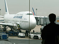 На борту самолета Air France, летевшего в Париж, обнаружена бомба  