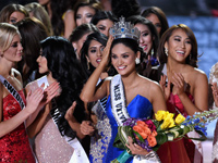 В центре "Мисс Вселенная 2015" - Пия Алонсо Вуртсбах (Филиппины)