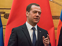   Медведев утвердил эмбарго на украинские продукты