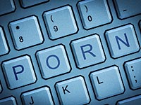 Суд разрешил трансляцию программы для подростков о порнографии в прайм-тайм
