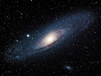 Роскосмос показал, как через 4 млрд лет Млечный Путь столкнется с Андромедой. ВИДЕО
