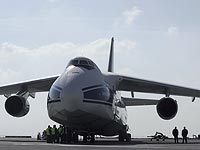 Самолет Ан-124  