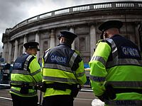 Полицейские в Дублине (иллюстрация)
