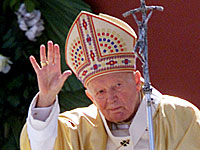   Иоанн Павел II 30 лет состоял в переписке с замужней женщиной