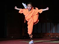 В связи с большим спросом объявлено о дополнительном спектакле в субботу 20 февраля в 18.00 монахов из Шаолиня в рамках фестиваля "Весна китайского танца" в Тель-Авиве