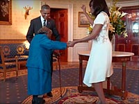Вирджиния Маклорин с Бараком и Мишель Обамой в Белом доме 