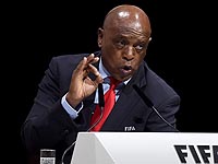 Выборы президента ФИФА: южноафриканец снял свою кандидатуру