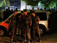 В пригороде Стамбула были слышны взрывы: силы безопасности блокировали террористок