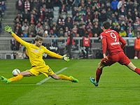 Чемпионат Германии: "Бавария" забила пять мячей в ворота команды Виктора Скрипника