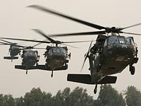 Вертолеты Sikorsky UH-60 Black Hawk