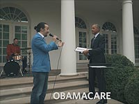   Очередное популярное видео из Белого дома: рэп с президентом в Саду роз