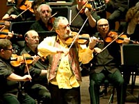 5 марта, в концертном зале монастыря Латрун, состоится концерт ансамбля цыганской и балканской музыки "Чикарлия"