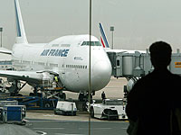 Бортпроводниц Air France обязали носить в Иране хиджаб
