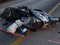 На шоссе &#8470;40 автомобиль сбил мотоциклиста
