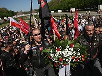"Ночные волки" и "Бессмертный полк" отметили День Победы в Берлине