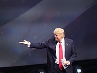 Трамп на конференции NRA