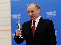 Севастополь признал "почетным гражданином" Путина и отберет это звание у Кучмы 