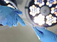 Операция века: итальянский хирург планирует "пересадить" человека в новое тело