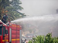 Из-за пожара эвакуированы около ста семей в Кирьят-Арбе