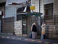 Минтранс сделает на всех автобусных остановках надписи на арабском