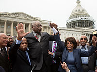 Завершилась забастовка демократов в Конгрессе: вопрос контроля над оружием не решен  