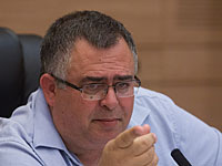 Глава парламентской коалиции Давид Битан принял решение отложить голосование в Кнессете