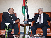 Махмуд Аббас встретился с министром иностранных дел Египта