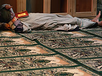   Власти Кувейта запретили правоверным спать в мечетях