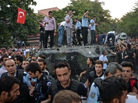 Спикер парламента Турции: арестовано 1563 участника попытки переворота  