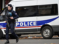 На юге Франции мужчина угрожает привести в действие взрывное устройство в гостинице   