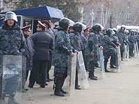 В Ереване произошли столкновения между демонстрантами и полицией