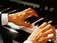 В конце августа состоится серия из четырех концертов, на которых в исполнении Романа Рабиновича прозвучат фортепьянные сонаты Гайдна