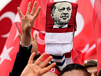 Миллион человек вышли на улицы Стамбула, чтобы поддержать Эрдогана    