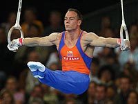 Спортивная гимнастика: голландец, чемпион мира, отчислен за нарушение режима
