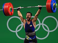 Тяжелая атлетика: иранец стал чемпионом и установил мировой рекорд