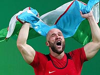 Тяжелая атлетика: спортсмен из Узбекистана установил олимпийский рекорд