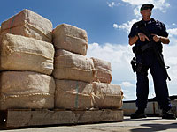 Возле берегов Англии задержан рыболовецкий траулер с кокаином на $100 миллионов