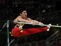 Спортивная гимнастика: в многоборье победил японец, украинец завоевал серебро