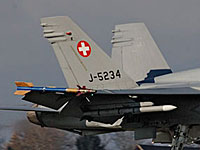 Военный самолет F/A-18