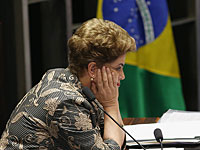 Сенат Бразилии объявил президенту страны Дилме Руссефф импичмент
