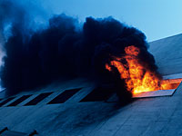 В Киеве совершен поджог в здании телеканала "Интер"    